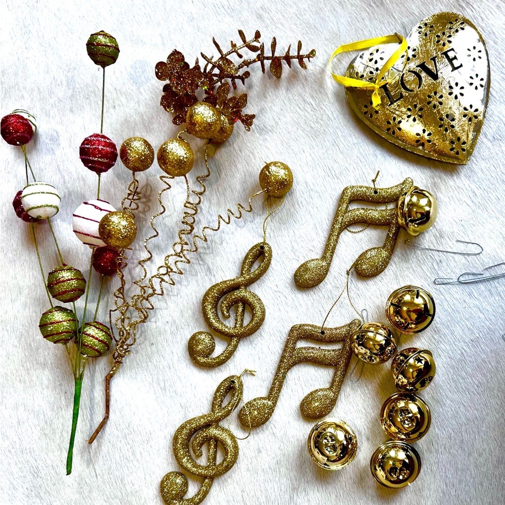 Gold Glitter Metal Ornament Sets